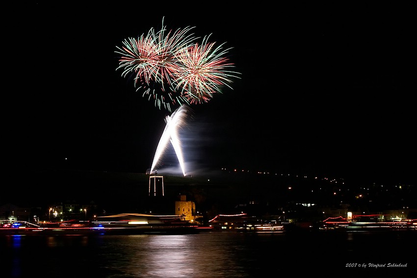 Rhein im Feuerzauber in Rdesheim ( 10 )