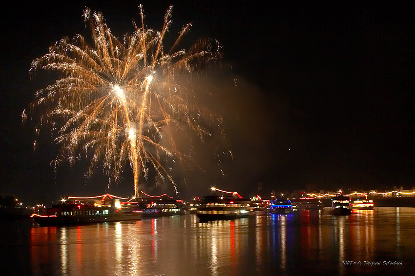 0096 - Rhein in Flammen 2007 in St. Goarshausen