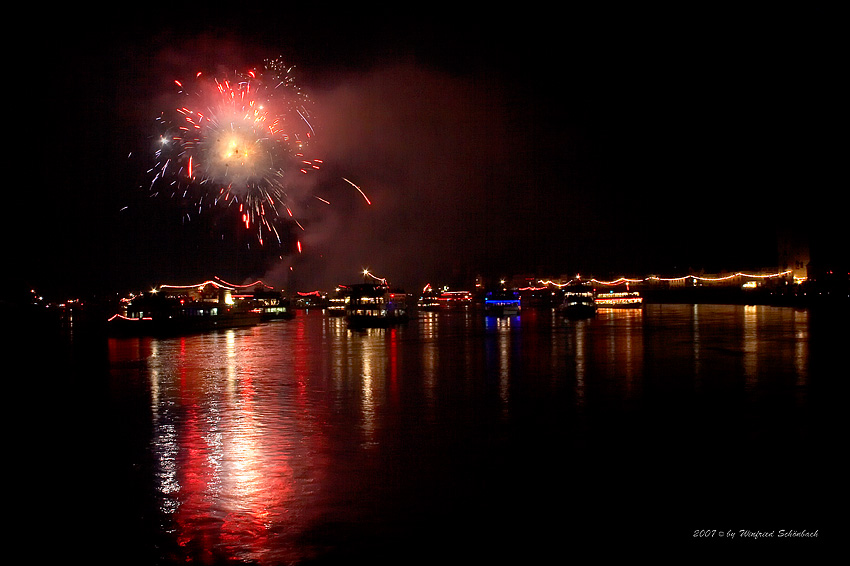 0104 - Rhein in Flammen 2007 in St. Goarshausen